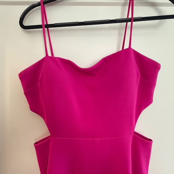 Xscape Sleeveless Side Cutout Gown - Picture 5 of 8